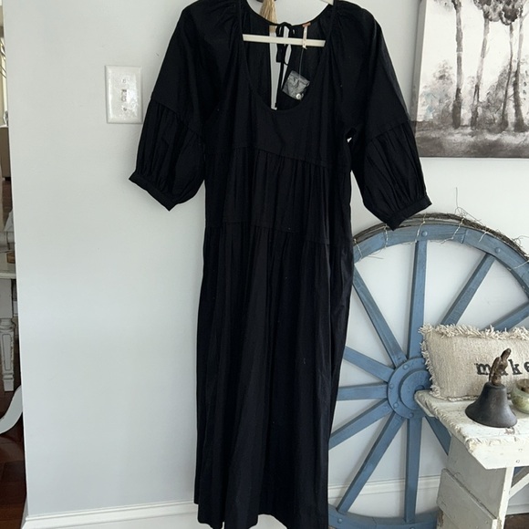 ⭐️NWOT Free People Syd Poplin MIDI Dress with Puff Sleeves⭐️ - Picture 4 of 9